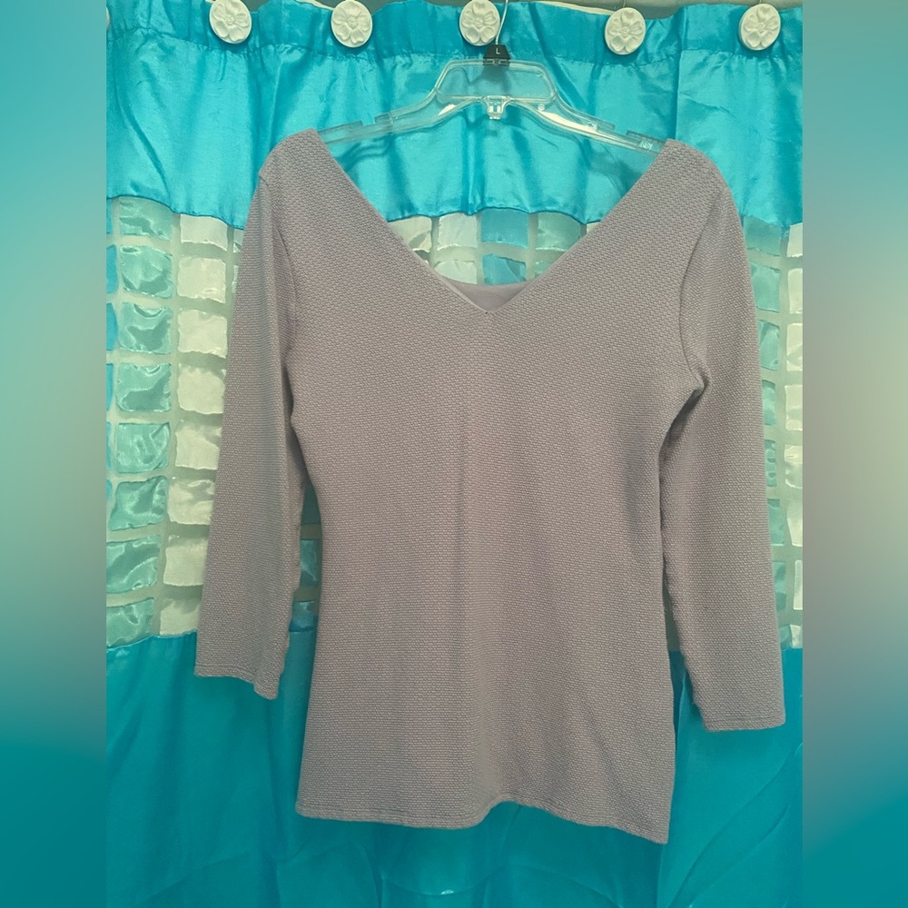 Reversible top